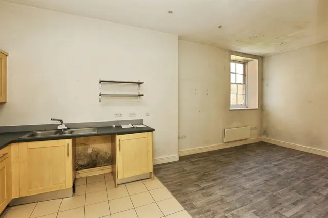 Photo 3 — Consort Mews, Knowle, Fareham