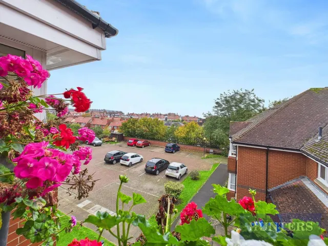 Filey Road, Scarborough, YO11, photo 2