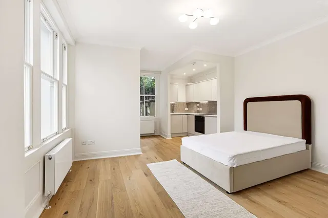 Strathmore Gardens, London, W8 4RZ, photo 1