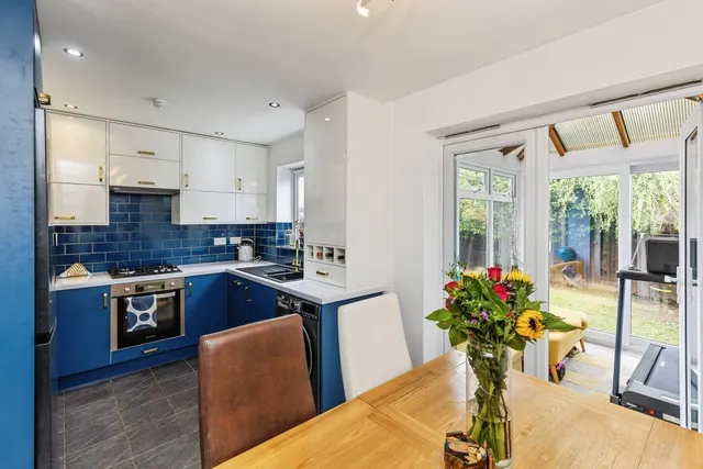 Alyn Road, Gwersyllt, LL11, photo 3