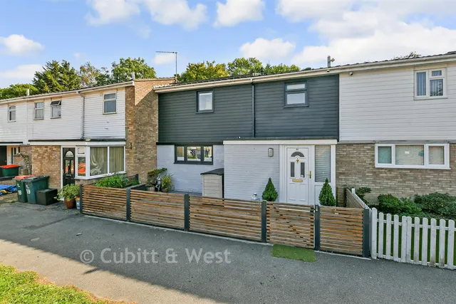 Argus Walk, Bewbush, RH11, photo 1