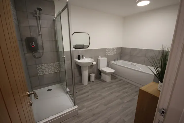 Horninglow Street, Burton upon Trent, DE14, photo 3