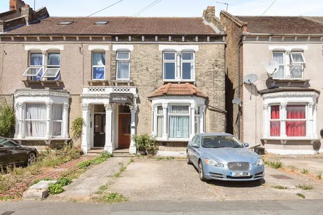 Balfour Road, Ilford, IG1, photo 1