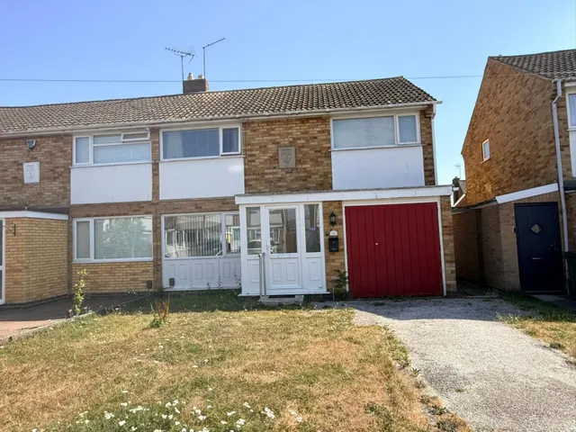 Briar Meads, Oadby, LE2, photo 1
