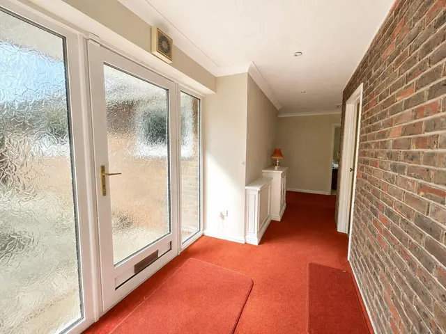Photo 3 — Brompton Farm Road, Rochester