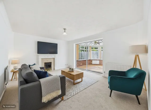 Ormond Close, Barwell, LE9, photo 2