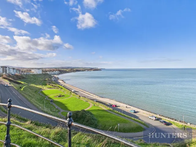Queens Parade, Scarborough, YO12, photo 2