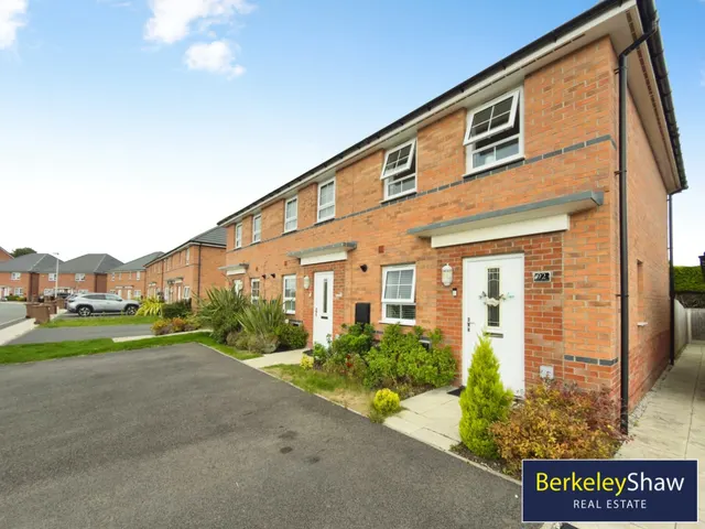 Thorn Tree Drive, Liverpool, L23, photo 1