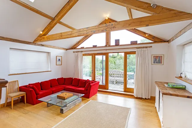 Photo 3 — Prestwick Lane, Chiddingfold, GU8