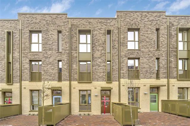 Baldwin Lane, London, SE3 9AY, photo 1