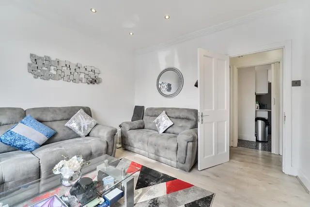 Parkfield Road, Harrow, HA2, photo 3