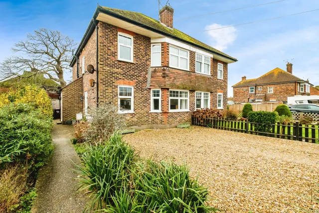 The Grangeway, Rustington, BN16, photo 1