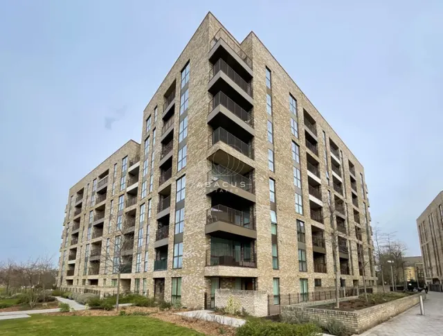 Park Royal, Park Royal, NW10 7GE, photo 1
