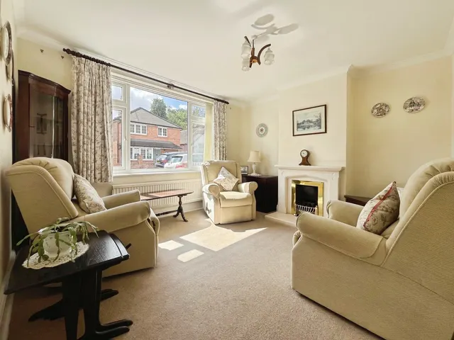 Photo 2 — Bullers Road, Farnham, Surrey, GU9 9EP