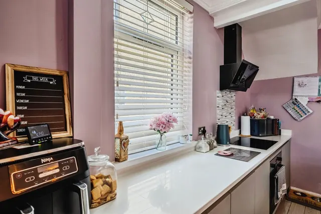 Greenfield Crescent, Ebbw Vale, NP23, photo 3