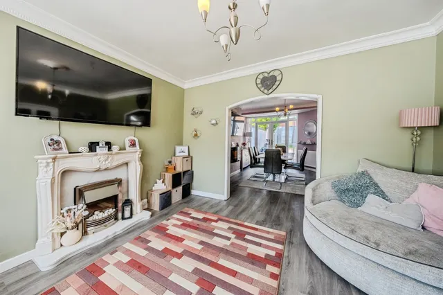 Greenfield Crescent, Ebbw Vale, NP23, photo 2