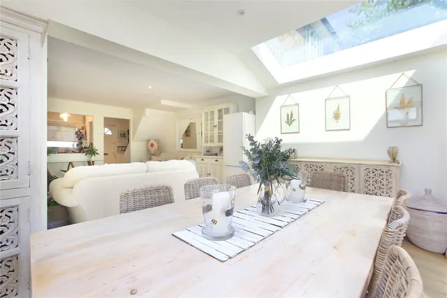 St Catherines Close, Wandsworth Common, SW17, photo 2