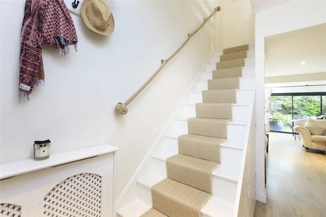 St Catherines Close, Wandsworth Common, SW17, photo 3