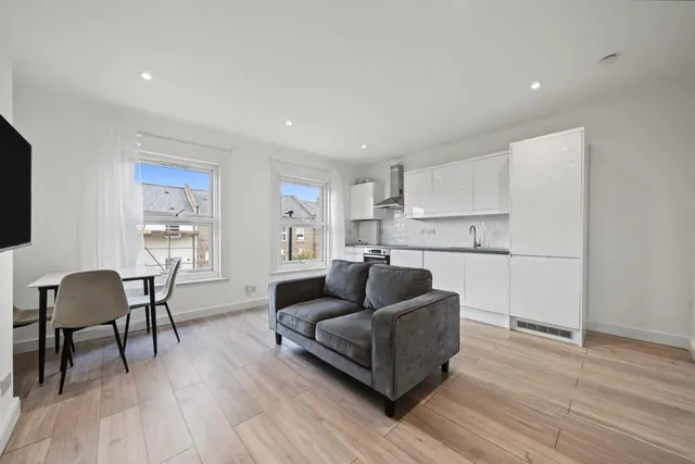 Loveridge Road, London, NW6, photo 1