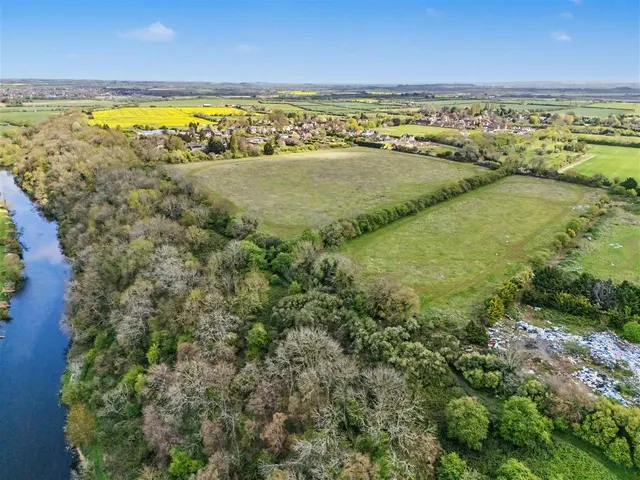 Photo 2 — Land at Cleeve Prior, Evesham Road, Evesham, WR11 8JZ