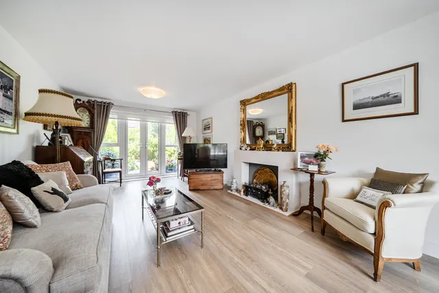 Photo 2 — Martindales, Southwater, RH13