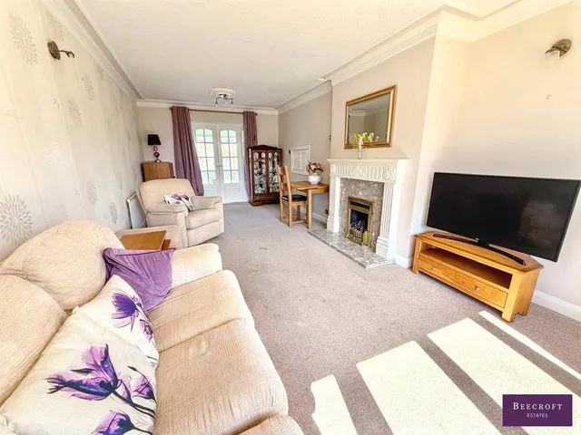 Brampton Crescent, Wombwell, photo 2
