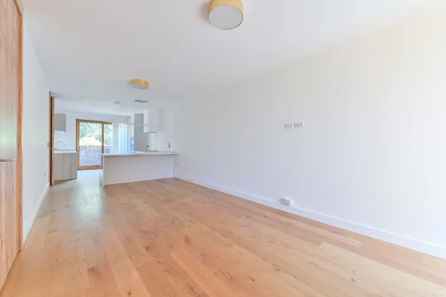 Photo 2 — House 2 The Terraces, Beltwood House, Beltwood Park Place