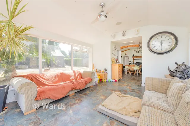 Wrotham Road, South Street, DA13, photo 3