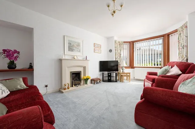 Photo 3 — Elizabeth Avenue, Grangemouth, FK3 9DE
