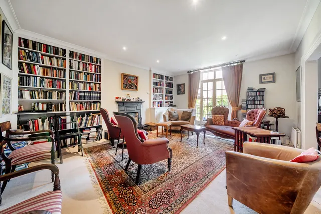 Eliot Hill, SE13, photo 1