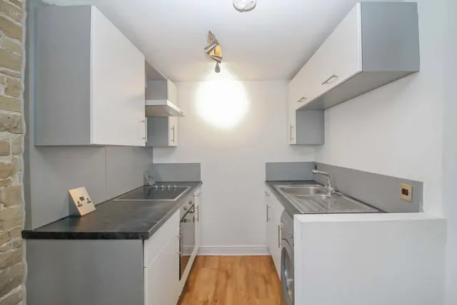 Greenock Road, Leeds, LS12, photo 2