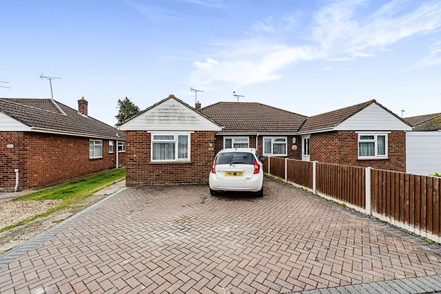 Greenwood Avenue, Bognor Regis, PO22, photo 1