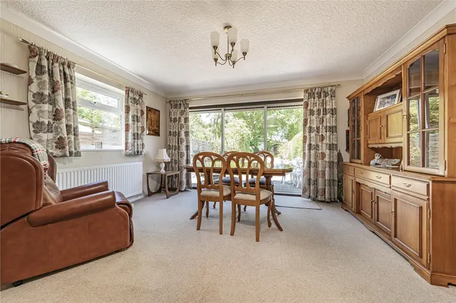 Frays Avenue, West Drayton, UB7, photo 3