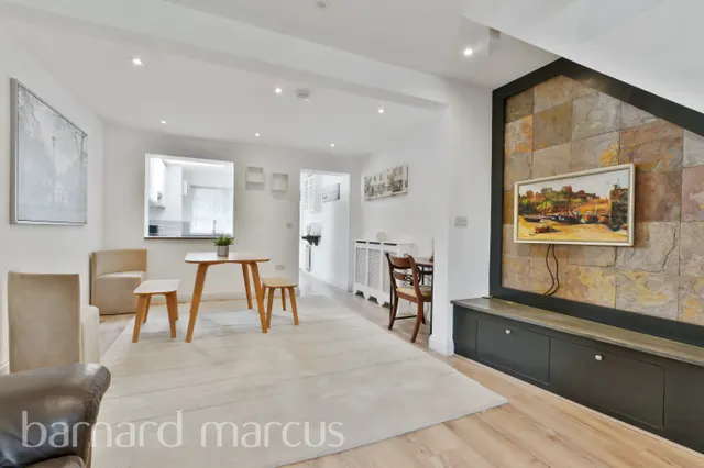 Brunel Close, Hounslow, TW5, photo 1
