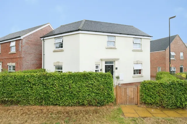 Bran Rose Way, Holmer, HR1, photo 1