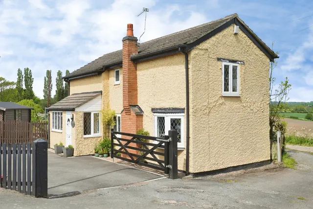Leicester Road, Ibstock, LE67, photo 1