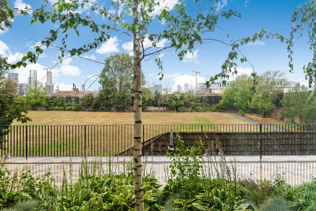 Steamer Building, Riverscape, E16, photo 3