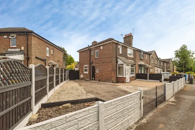 Parrs Wood Road, Manchester, Greater Manchester, M20, photo 1