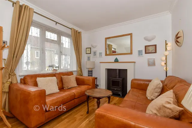 Connaught Road, Chatham, ME4, photo 3