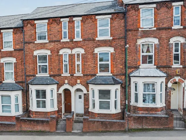 Maples Street, Hyson Green, NG7, photo 1