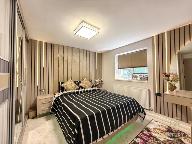 Convent Way, Southall, UB2, photo 1
