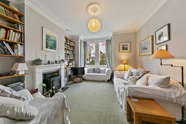 St. Winifreds Road, Teddington, TW11, photo 3