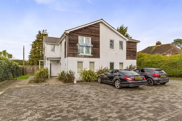 Anson Road, Worthing, photo 1