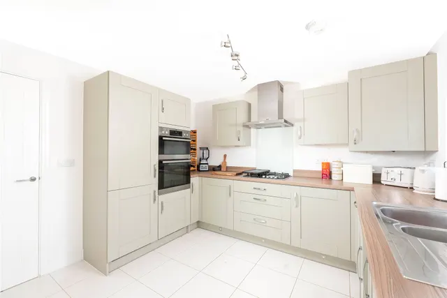 Limbrey Drive, Olney, MK46, photo 2