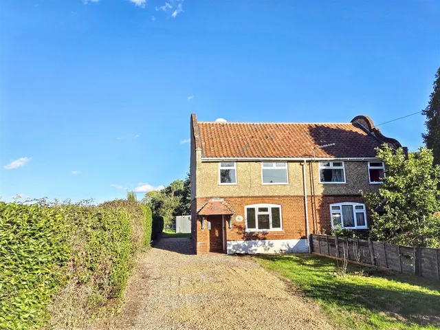 Little Hautbois Road, Lamas, NR10, photo 1