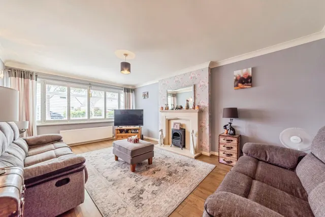 Peascliffe Drive, Grantham, NG31, photo 2