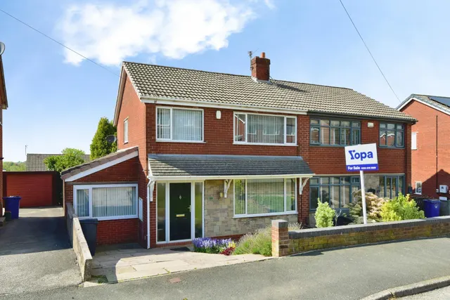 Chatterley Drive, Kidsgrove, ST7, photo 1