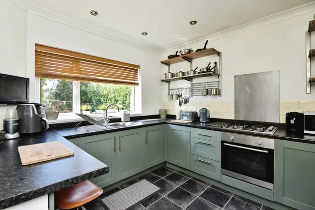 Chatterley Drive, Kidsgrove, ST7, photo 2