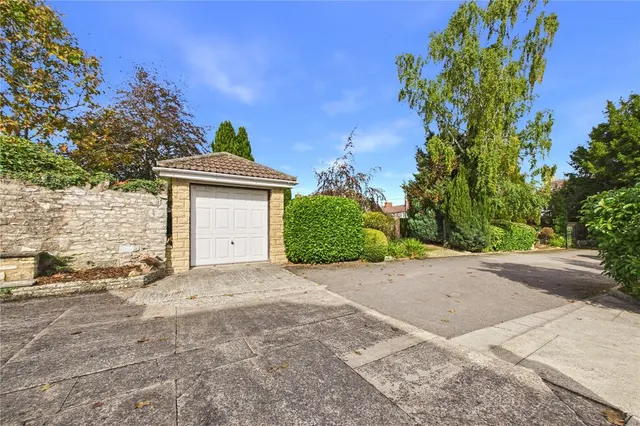 Charlton Road, Midsomer Norton, BA3, photo 3
