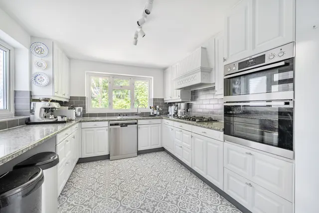 Photo 2 — The Middlings, Sevenoaks, TN13